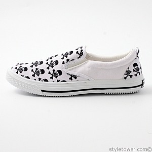 Sneakers dödskalle 37