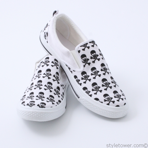 Sneakers dödskalle 37
